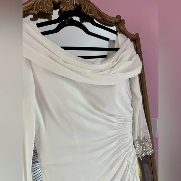 Mac Duggal Size 8 Beaded Cuff Drop Shoulder Faux Wrap White Gown. - Picture 5 of 15